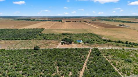 281 County Road 265 Hondo TX 78861