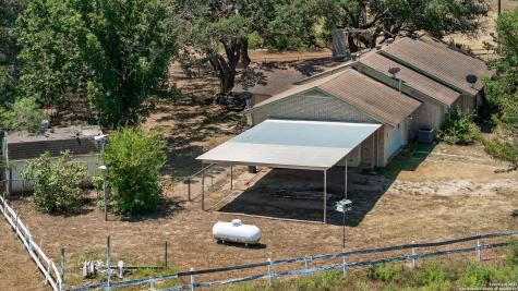 281 County Road 265 Hondo TX 78861
