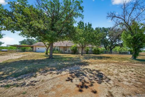 281 County Road 265 Hondo TX 78861