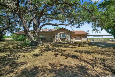281 County Road 265 Hondo TX 78861