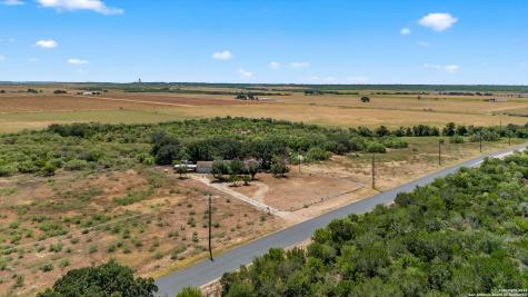 281 County Road 265 Hondo TX 78861