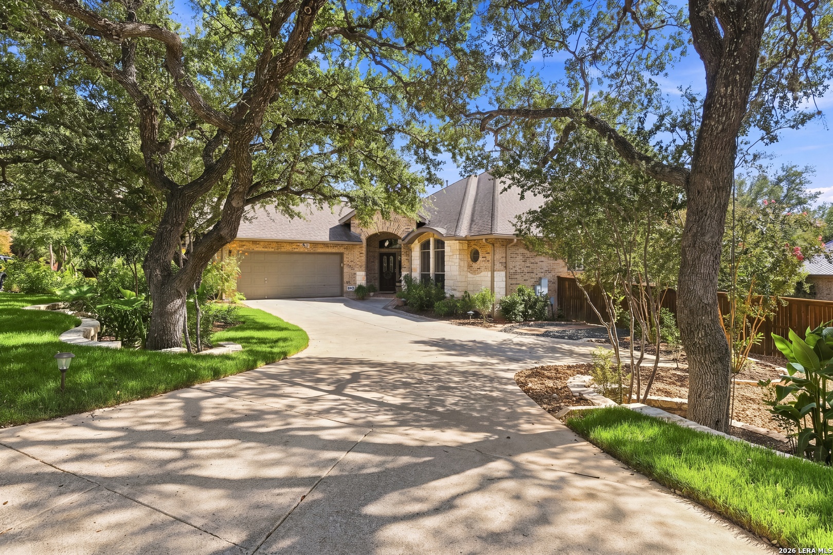 27 Great Wood Hollywood Park TX 78232