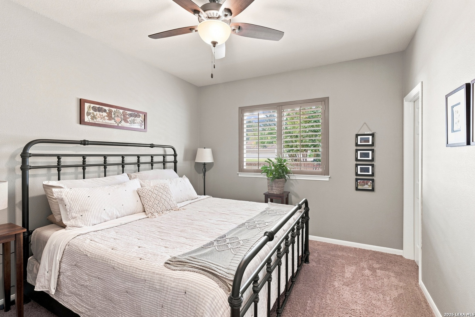 27 Great Wood Hollywood Park TX 78232