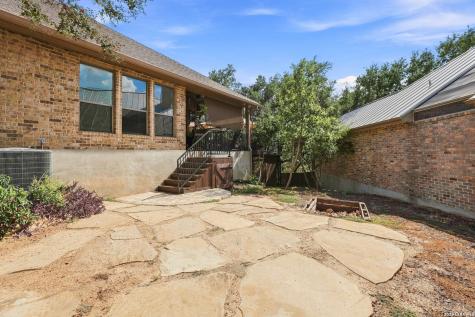 27 Great Wood Hollywood Park TX 78232