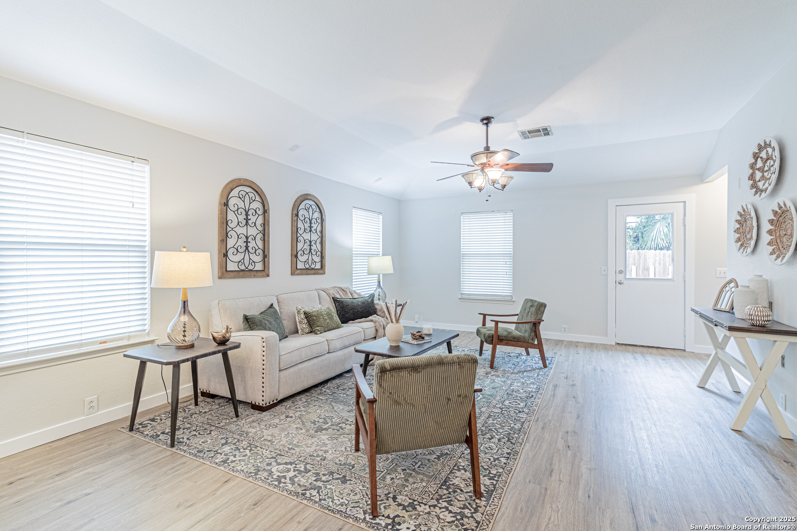 5200 Columbia Cibolo TX 78108