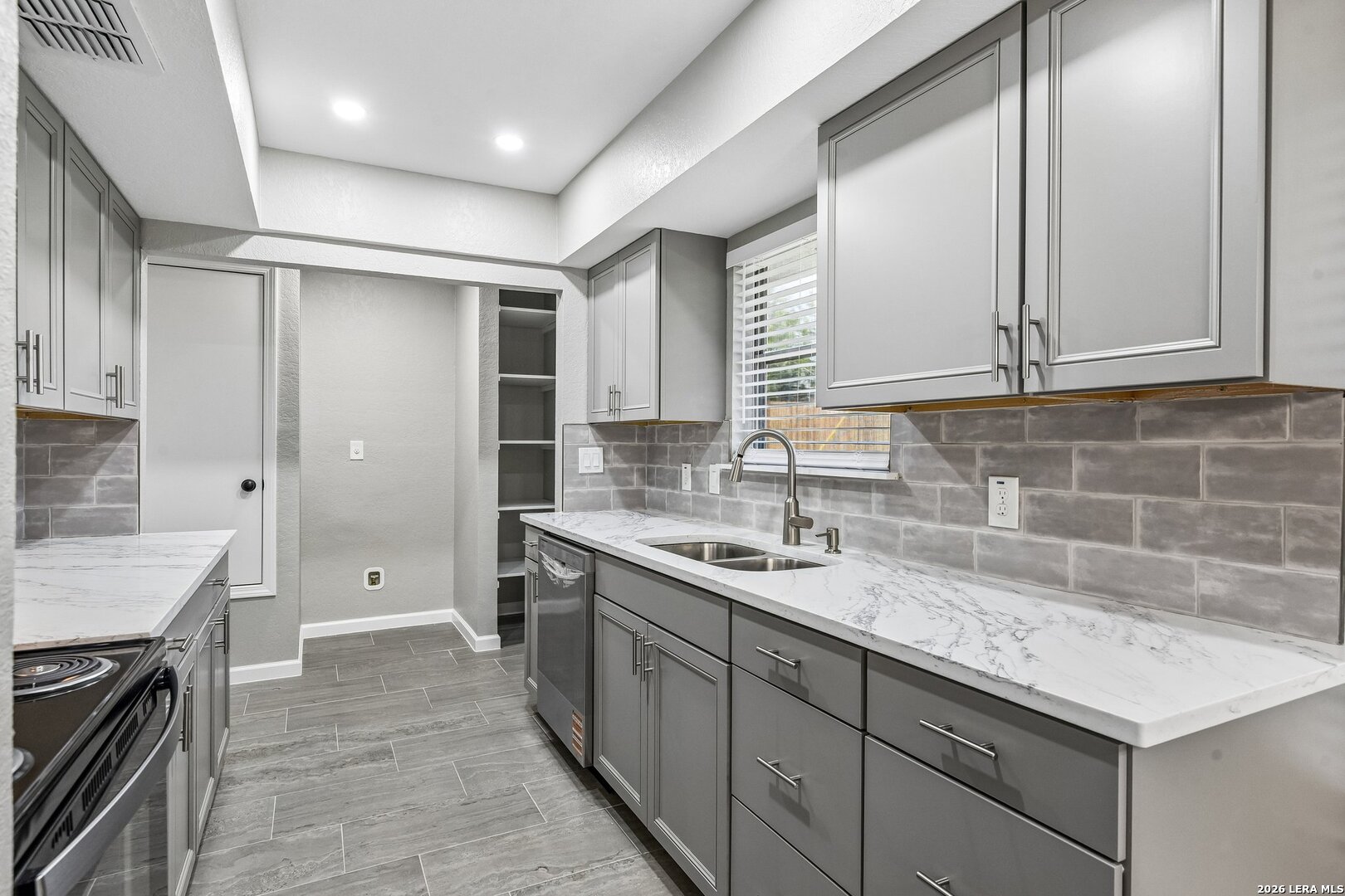2134 Cedar Run San Antonio TX 78245