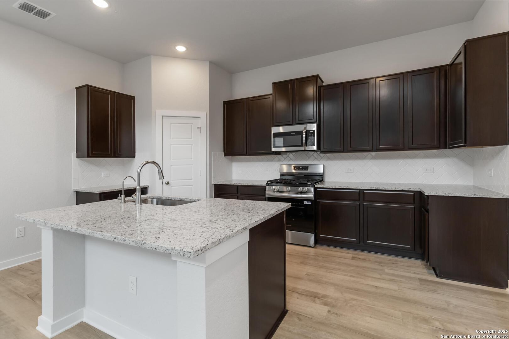 184 Josh Lane San Antonio TX 78253