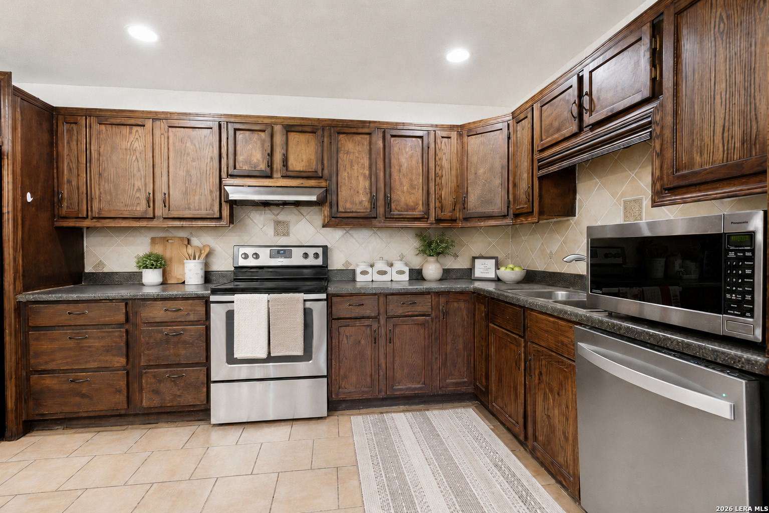 6650 Grist Mill Leon Valley TX 78238