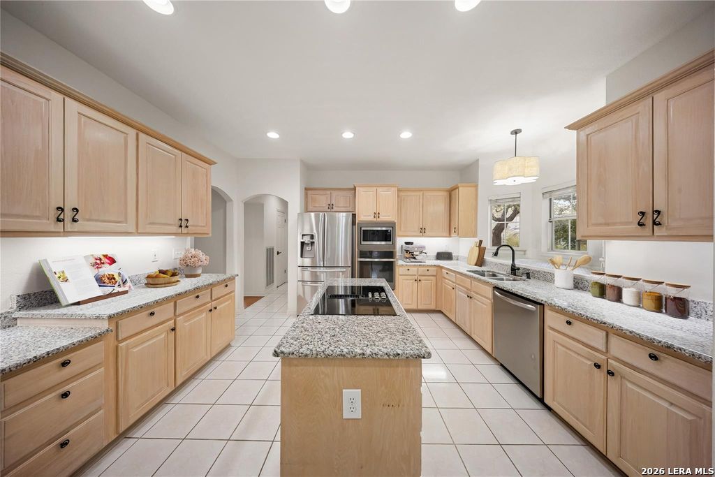 2231 Bentoak San Antonio TX 78248