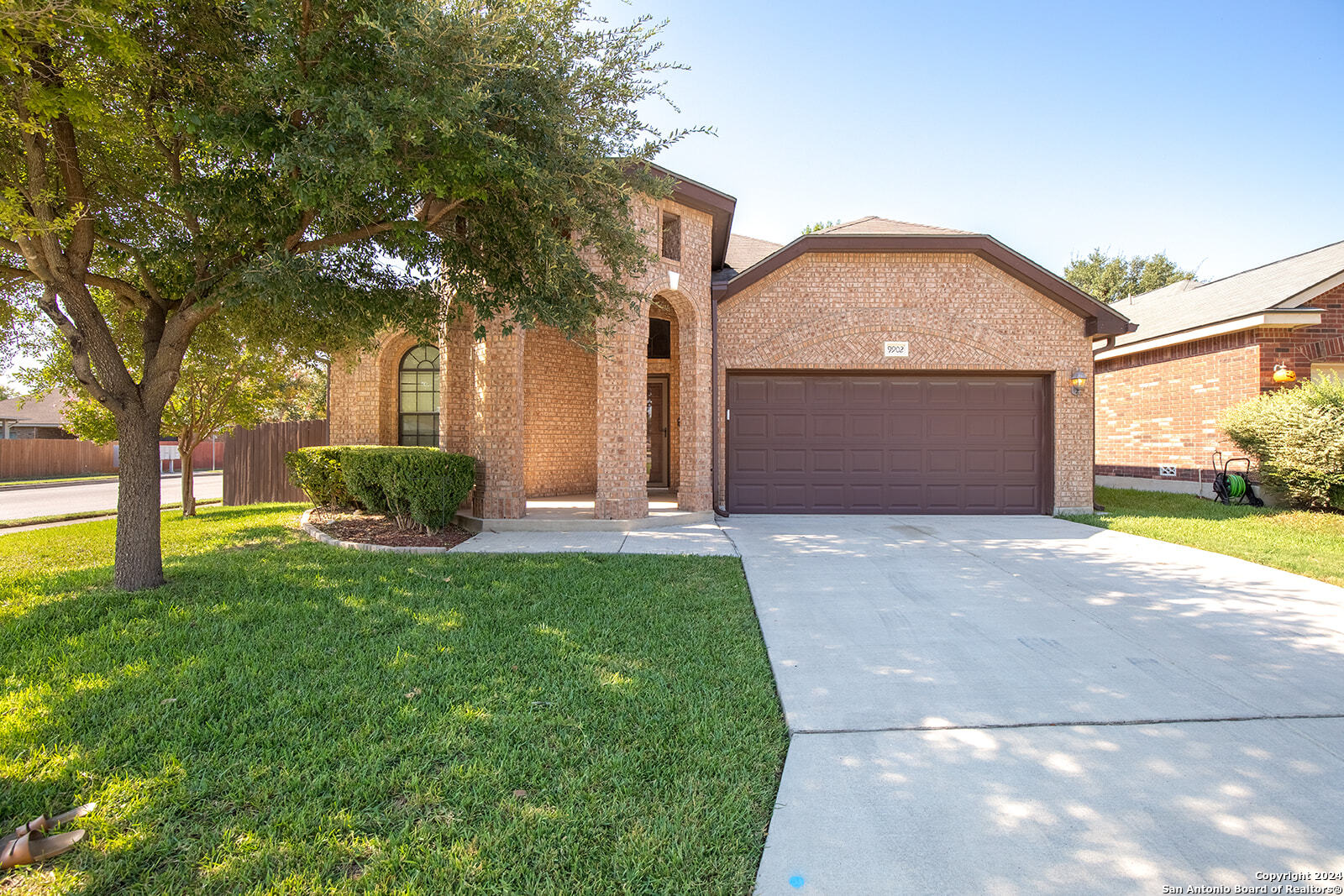 9902 Amberg Path Helotes TX 78023