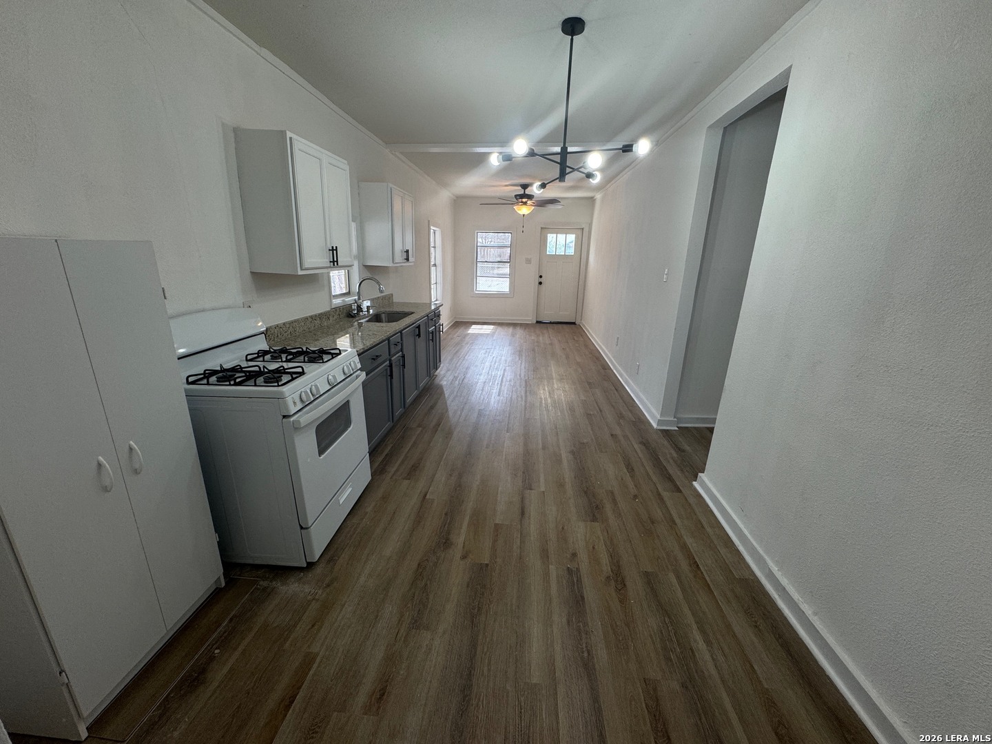 1409 Flanders San Antonio TX 78211
