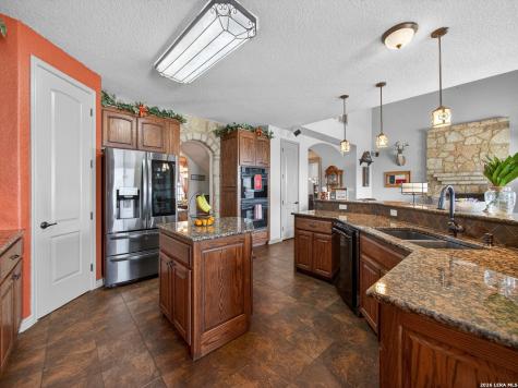 1691 Circle Acres Bulverde TX 78163