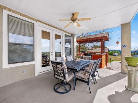 1691 Circle Acres Bulverde TX 78163
