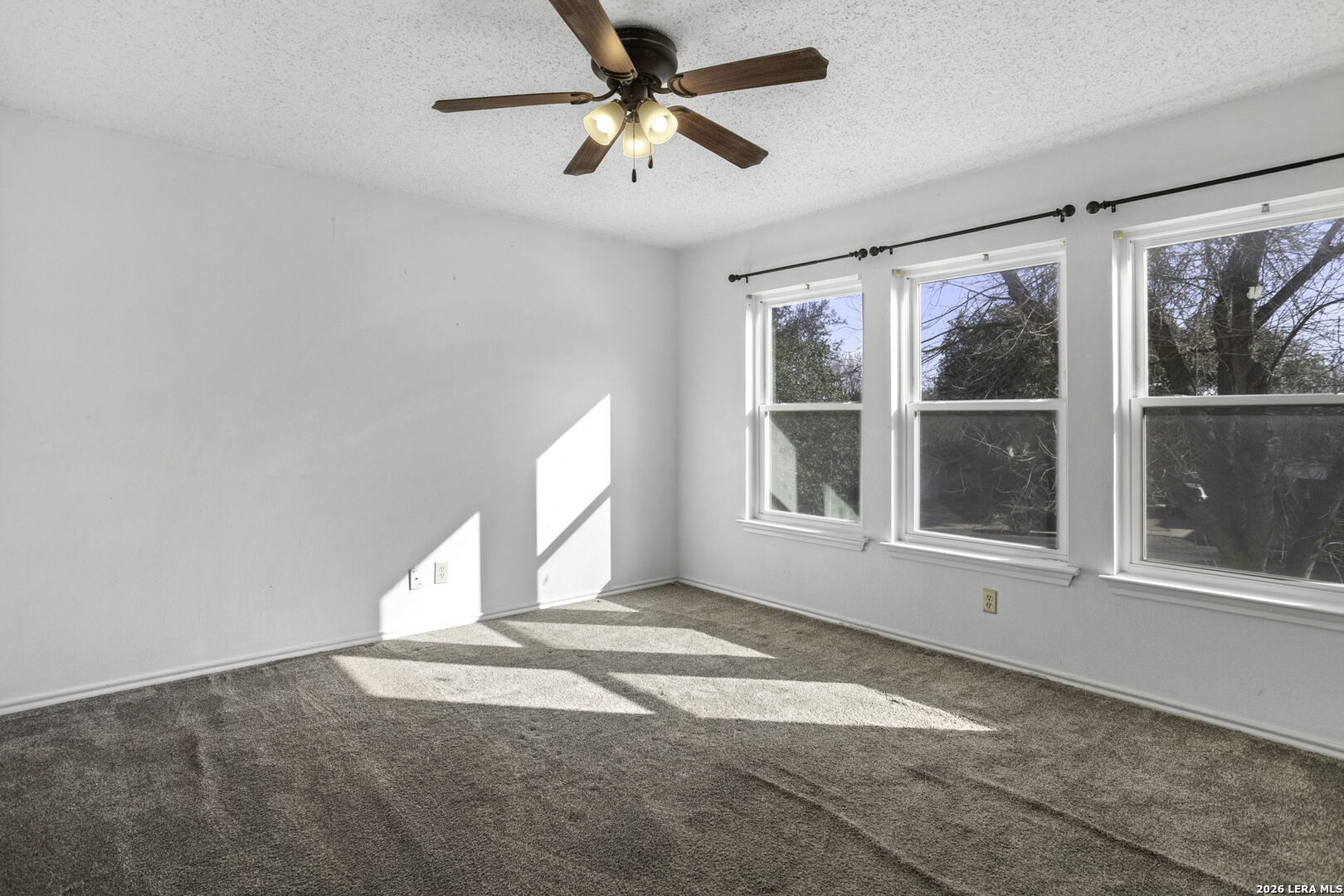6811 Barton Rock San Antonio TX 78239