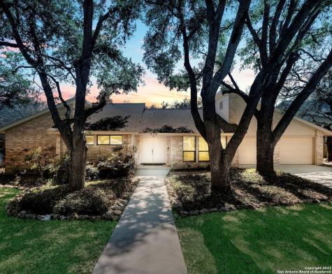 330 Woodway Forest Drive San Antonio TX 78216