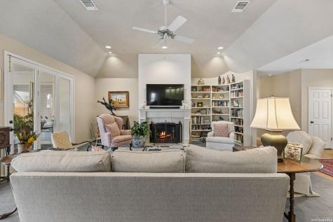 103 Granburg San Antonio TX 78218