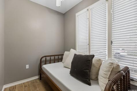 103 Granburg San Antonio TX 78218