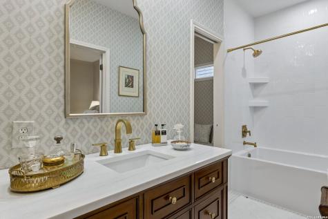 103 Granburg San Antonio TX 78218