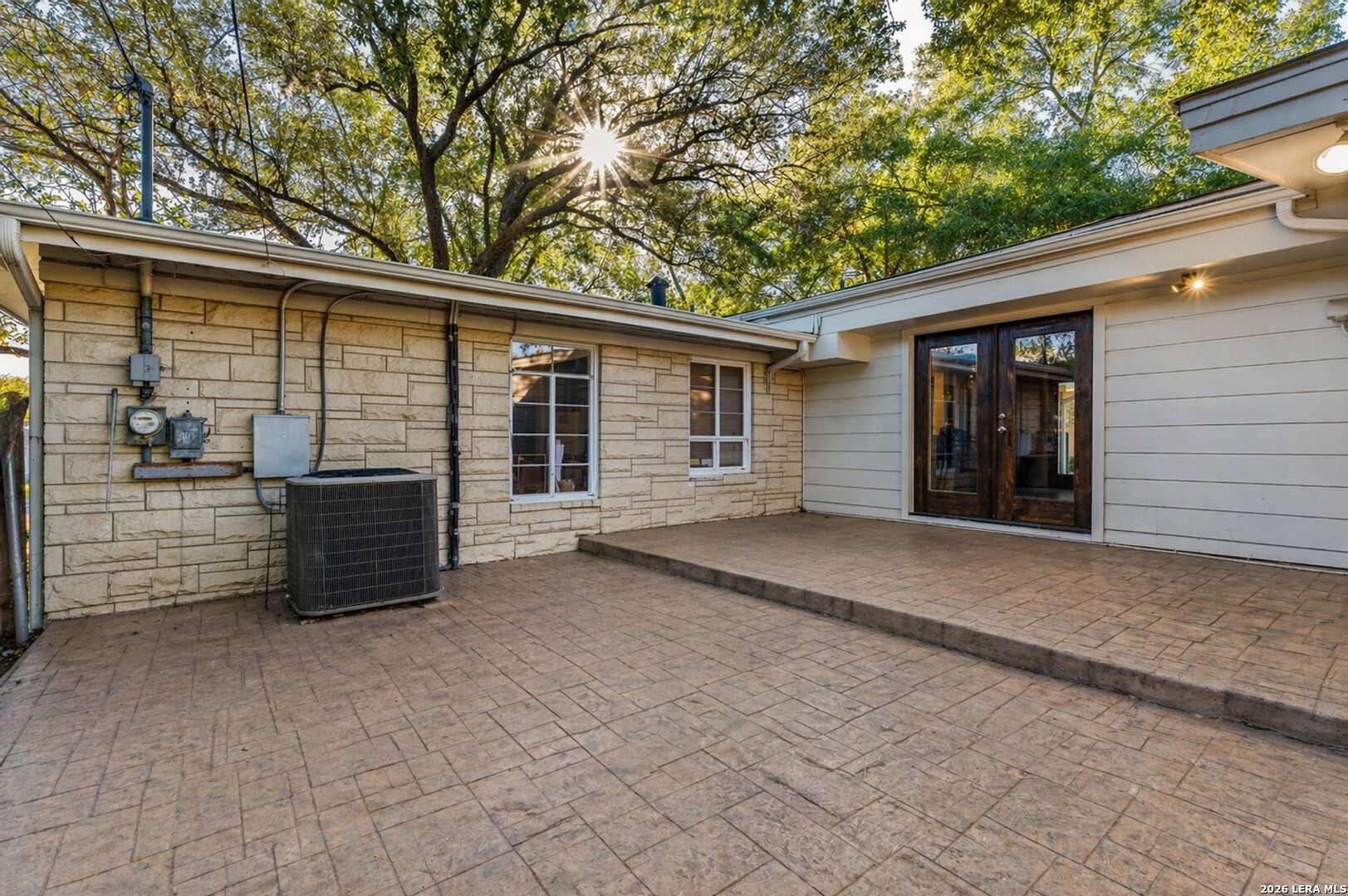 1237 Wiltshire Avenue Terrell Hills TX 78209