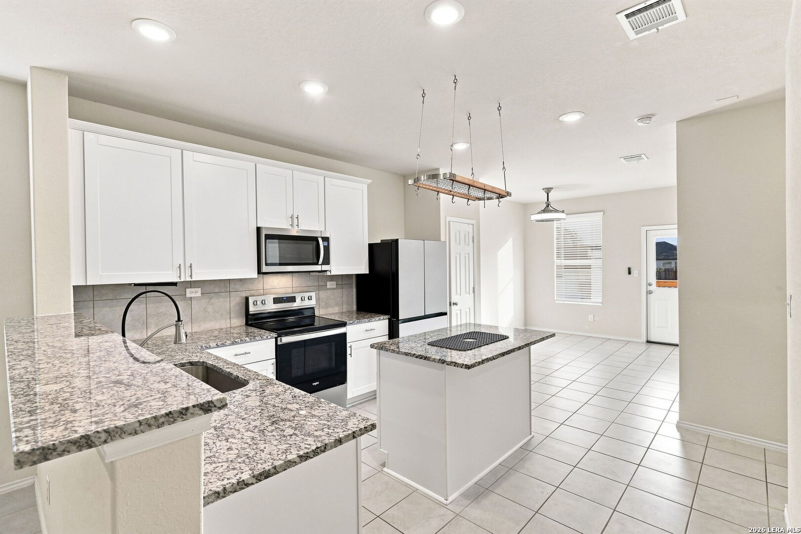 882 Crested Iris New Braunfels TX 78130