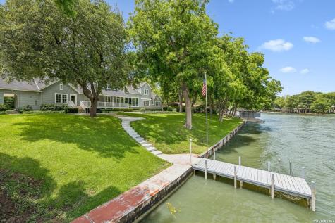 2319 Terminal Loop Mcqueeney TX 78123