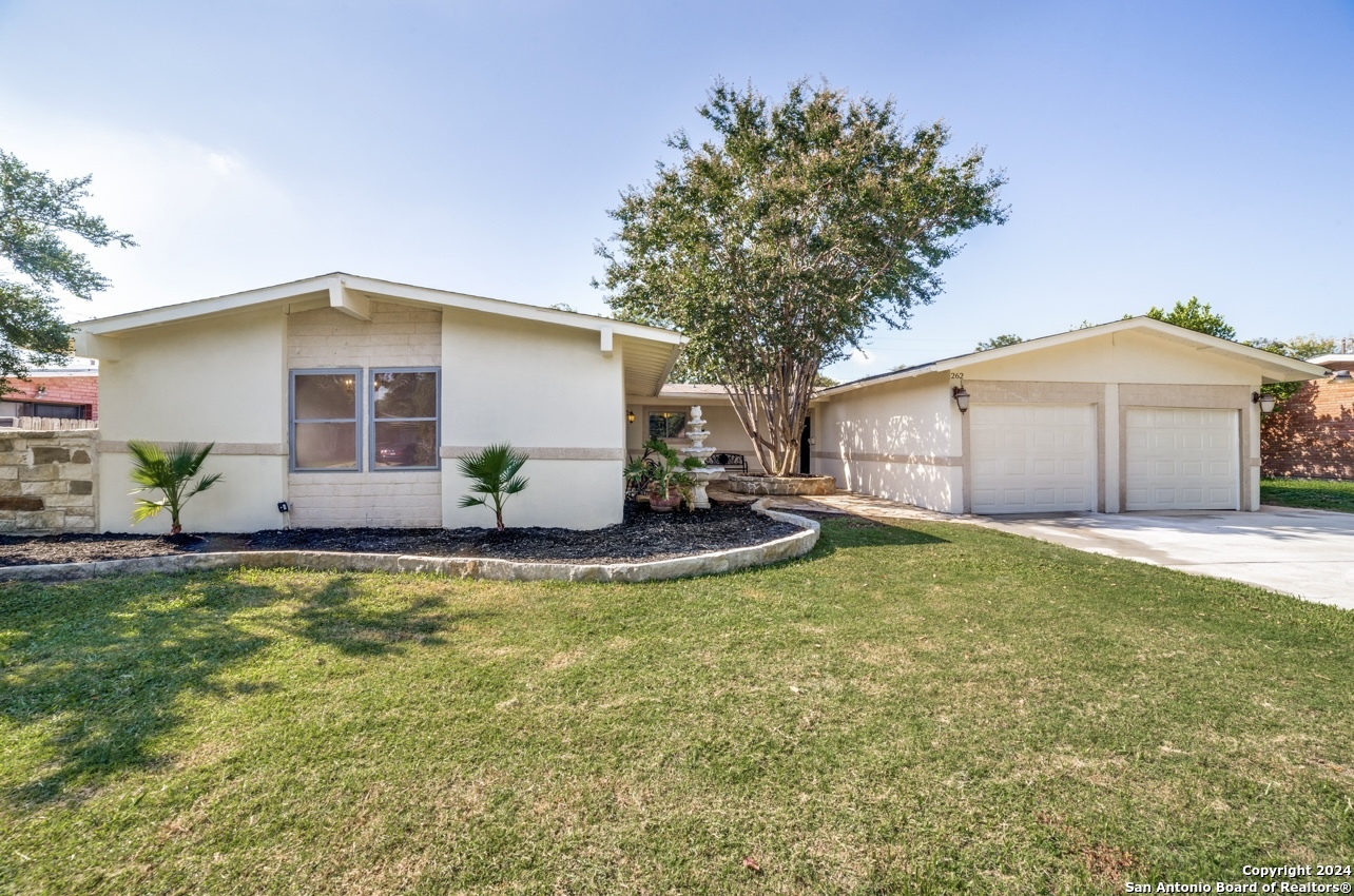 262 Pinewood Lane San Antonio TX 78216
