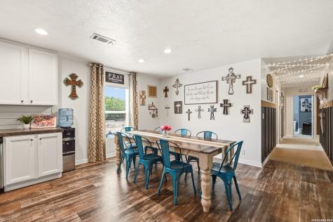 18622 County Road 5740 Castroville TX 78009