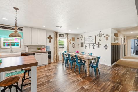 18622 County Road 5740 Castroville TX 78009