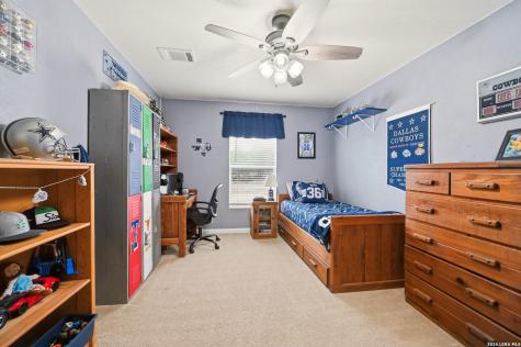 18622 County Road 5740 Castroville TX 78009