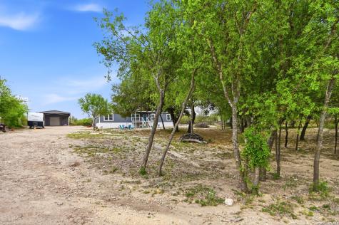 18622 County Road 5740 Castroville TX 78009
