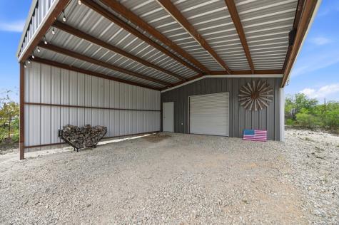 18622 County Road 5740 Castroville TX 78009
