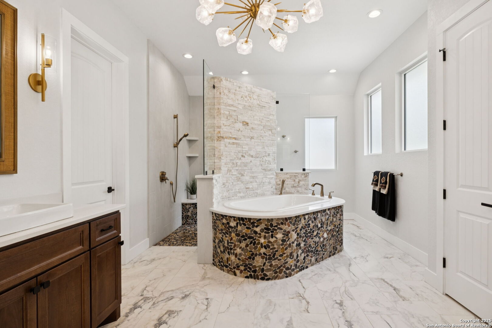 929 Coolabah New Braunfels TX 78132