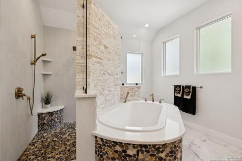 929 Coolabah New Braunfels TX 78132