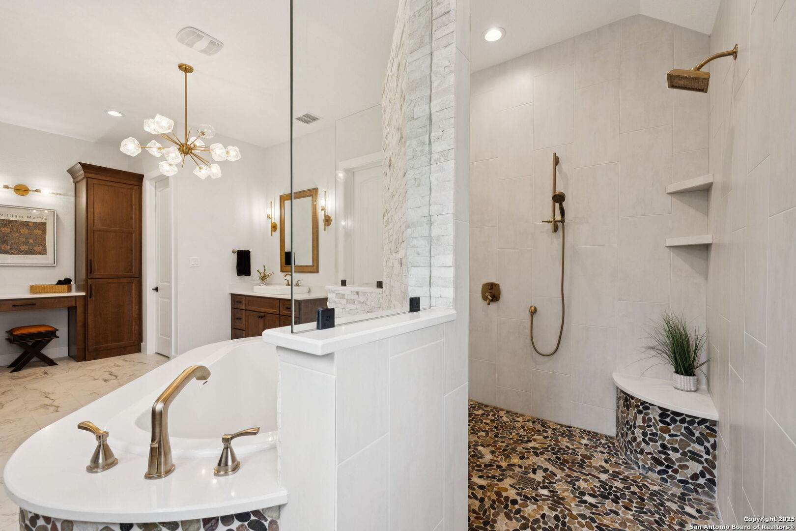 929 Coolabah New Braunfels TX 78132