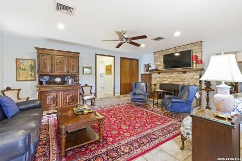 125 Mauk Road Ingram TX 78025