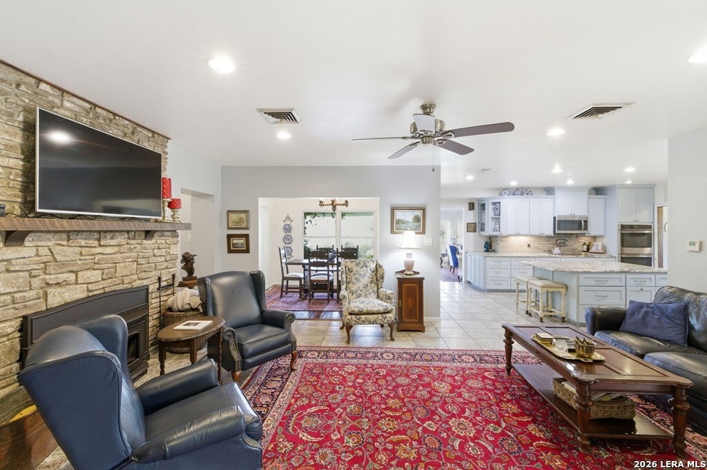 125 Mauk Road Ingram TX 78025