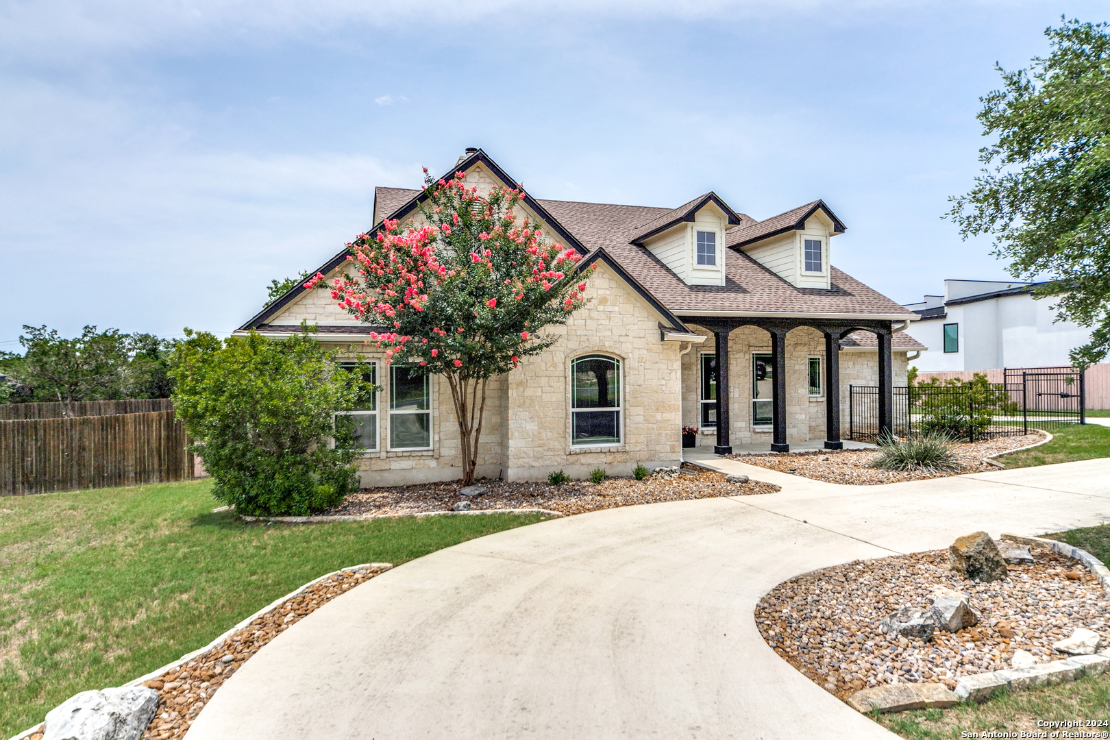1535 Silent Hollow San Antonio TX 78260