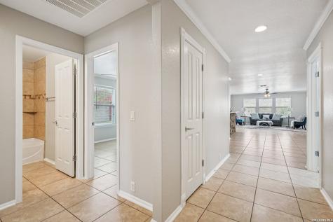 5408 Columbia Drive Cibolo TX 78108