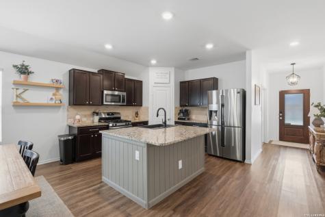 5125 Blue Ivy Bulverde TX 78163