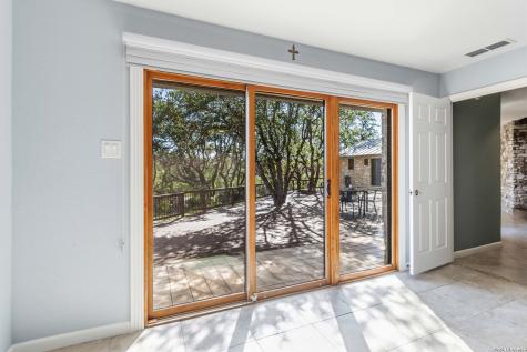 318 Remington Drive Bergheim TX 78004