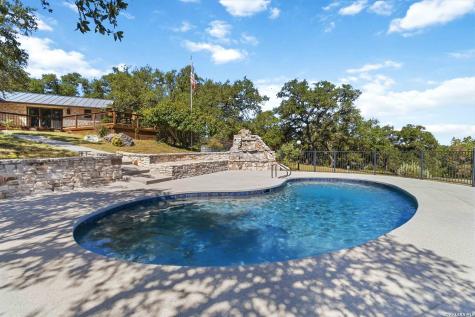 318 Remington Drive Bergheim TX 78004