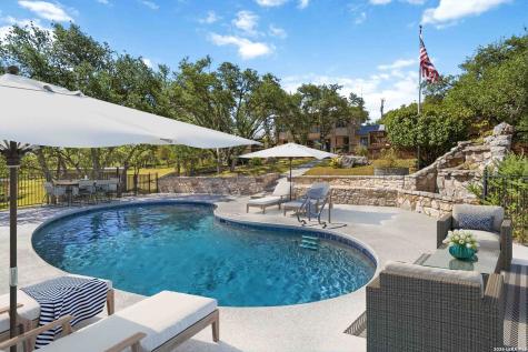 318 Remington Drive Bergheim TX 78004
