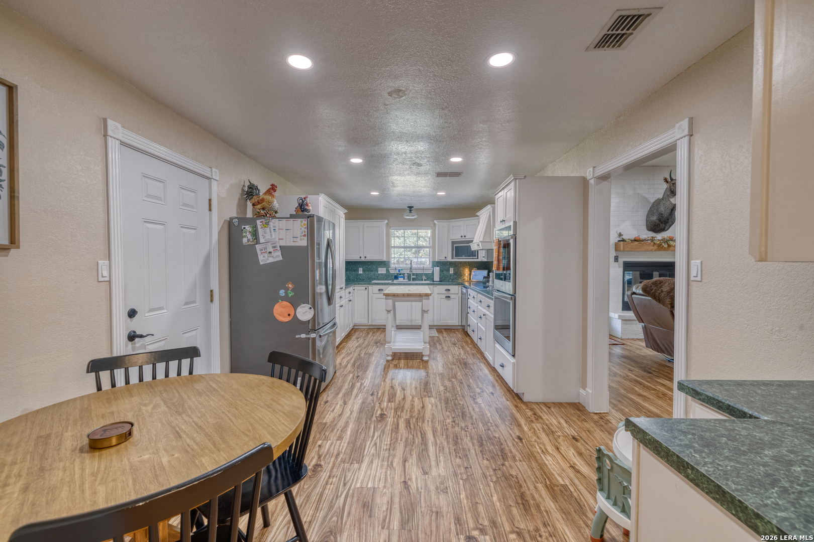 2130 Hackberry Drive Uvalde TX 78801