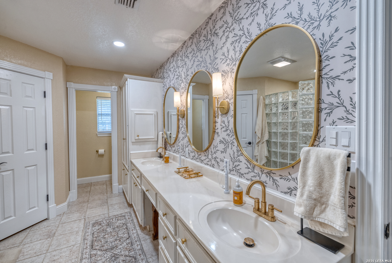 2130 Hackberry Drive Uvalde TX 78801