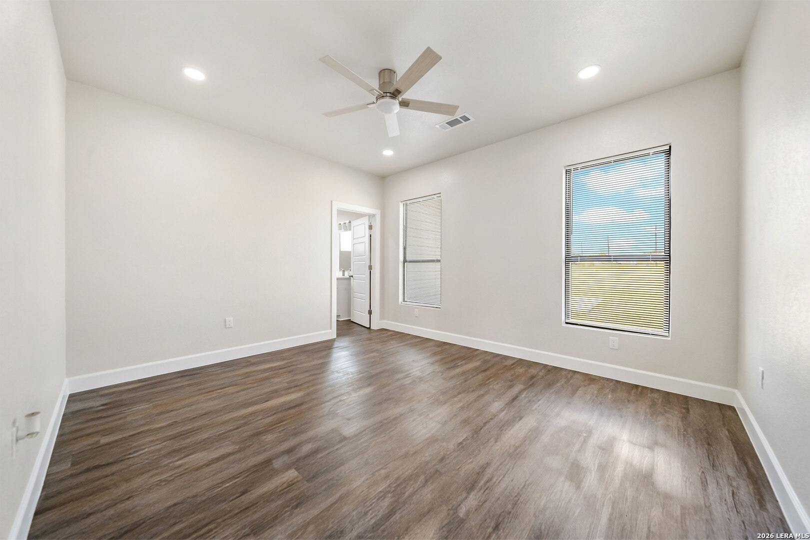 16911 Rancho Escondido Atascosa TX 78002