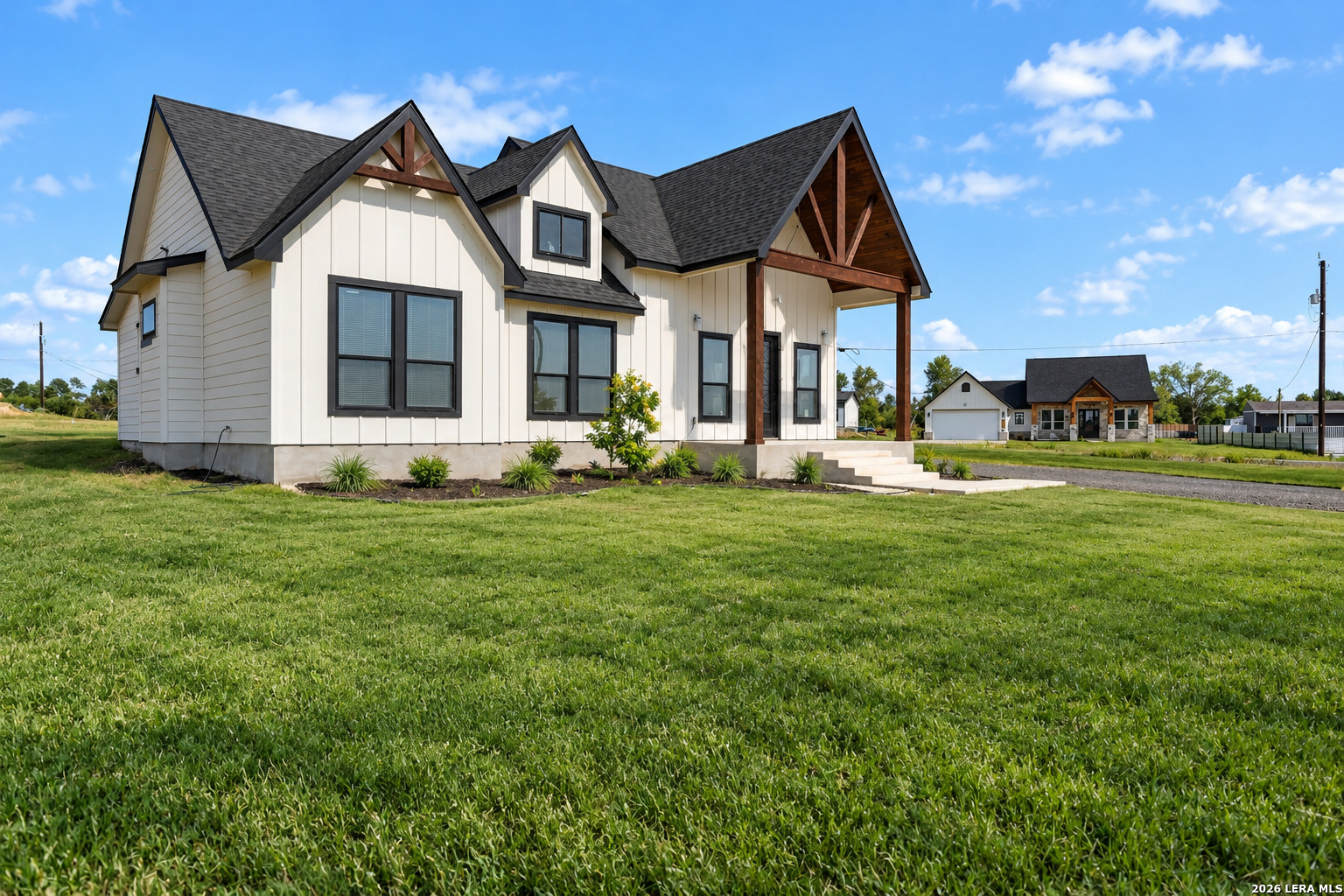 16911 Rancho Escondido Atascosa TX 78002