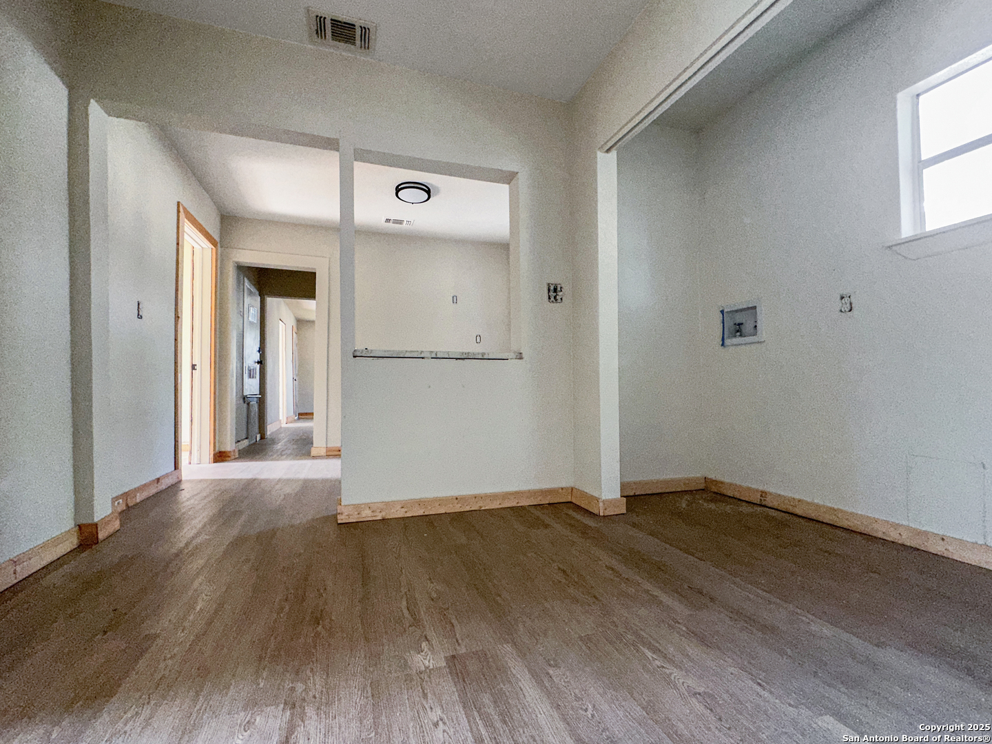1225 Leal San Antonio TX 78207
