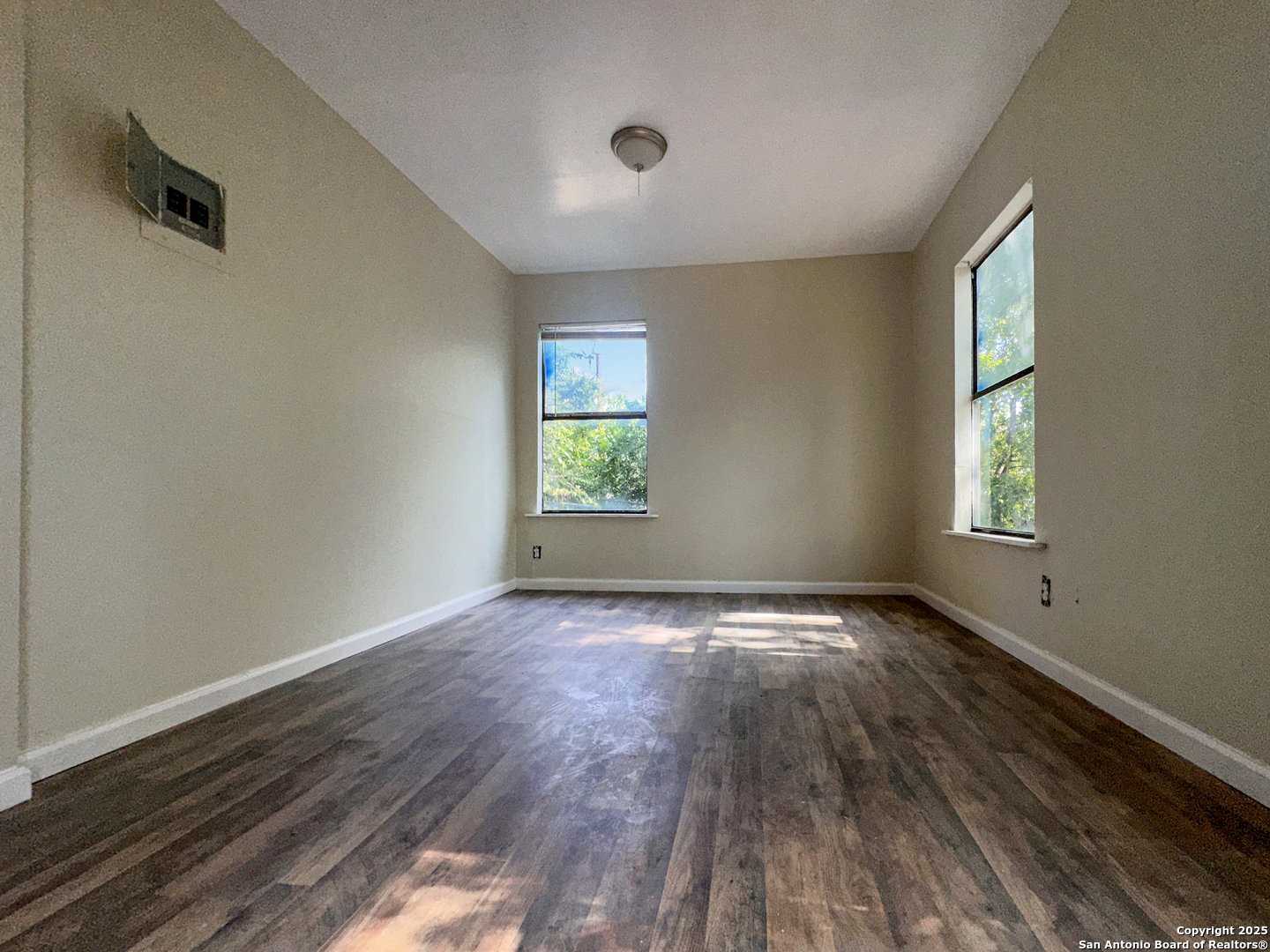 1225 Leal San Antonio TX 78207