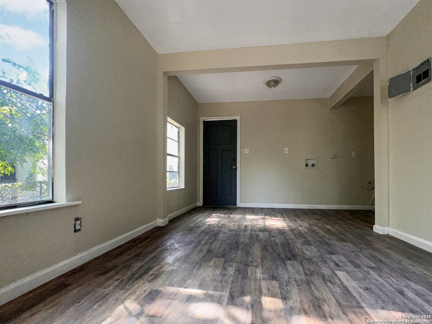 1225 Leal San Antonio TX 78207