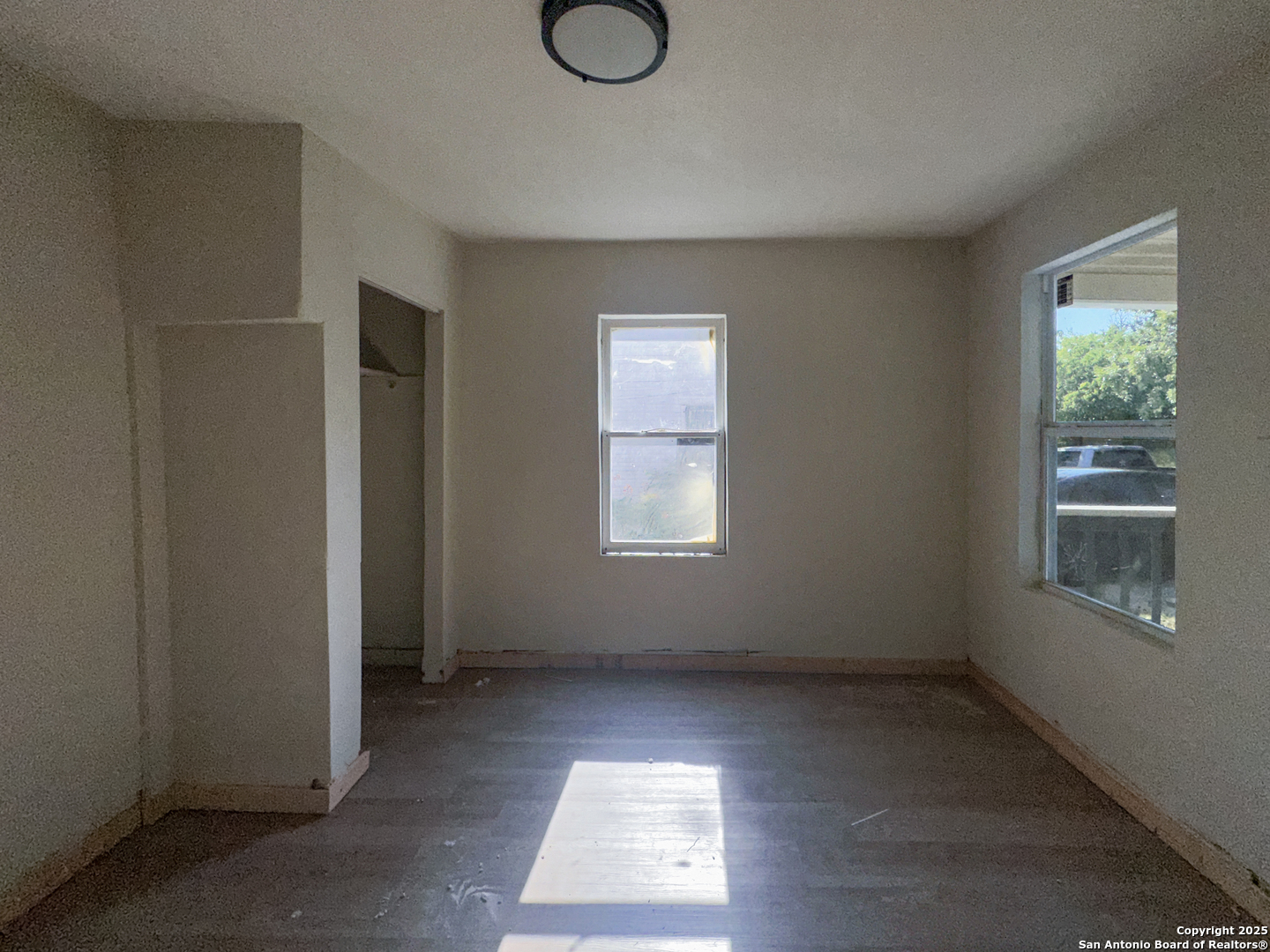 1225 Leal San Antonio TX 78207